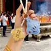 Shuibeizijin 999 Princesa Por Favor Hazte Rica Llavero Relleno de Algodón Llavero de Cuero Colgante para Bolso Tejido Regalo
