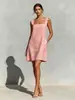 Vestido de Diseño Minimalista Cuadrado sin Mangas para Sitio Web Independiente Transfronterizo Europeo y Americano con Estilo Atemporal Sencillo y Elegante