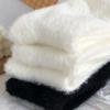 Calcetines de terciopelo de visón blancos y negros para mujer, calcetines de invierno gruesos y cálidos con forro polar para el suelo, calcetines de dormir con luna, lana