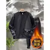 Camiseta de manga larga para hombre, nuevo estilo de otoño, marca de tendencia de lujo ligero, jersey de retazos con cuello redondo, corte holgado, casual versátil con bolsillos