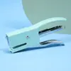 Grapadora de Mano de Metal Color Macarrón No. 12, Engrapadora para Empaques de Comida para Llevar que Ahorra Esfuerzo, Engrapadora de Oficina al por Mayor