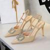 312-K202 Zapatos de Tacón Alto Estilo Europeo y Americano con Hebilla en V de Pedrería Puntera Puntiaguda Boca Baja Zapatos con Correa de Hebilla de Una Sola Línea para Mujer