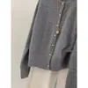 Chaqueta cárdigan de punto de manga larga elegante y versátil de estilo coreano para otoño e invierno al por mayor para mujer para usar como capa exterior