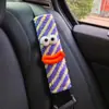 Protetor de Ombro para Cinto de Segurança de Carro Monstrinho Formato Salsicha Acessórios de Decoração Interior de Carro Olhos Fofos