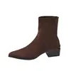 Botas de tornozelo de camurça para comércio exterior transfronteiriço plus size, nova coleção outono/inverno 2026, bico fino, salto grosso, zíper traseiro, botas de tornozelo versáteis de ajuste slim