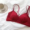 Ropa Interior Francesa Sedosa con Borde de Volantes para Niñas Ligera Transpirable Doble Tirante Sin Varillas Pequeña Recogida de Pecho Conjunto de Sujetador Verano