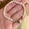 Pulseira de Pérolas de Água Doce Redondas Versátil Estilo Cauda de Peixe Francesa, Pulseira Elegante de Luxo Leve, Joia de Nicho de Alta Qualidade para Mulheres