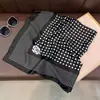 Bufanda de Seda Estilo Nuevo, Gama Alta, Versátil, Moderna, Bufanda de Seda Artificial, Bufanda Pequeña para el Cuello, Bufanda de Gasa de 70 cm, Venta al por Mayor Transfronteriza