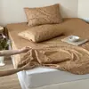 Funda de colchón de gasa de doble capa de algodón suave con estampado floral pequeño estilo vintage para dormitorio de estudiante, funda de almohada de una sola pieza de algodón puro