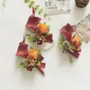Yi Yaguo 2475 Estilo Chino y Occidental Estilo Bosque Invitado Banquete Novio y Novia Ramillete Flor de Muñeca Ramillete para Uso en Bodas