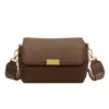 Bolso pequeño cuadrado retro muy elegante para mujer, nuevo modelo de otoño 2026, bolso cruzado sencillo con correa ancha al hombro, bolso de hombro moderno y único