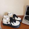 Tênis de Lona de Alto Valor Feminino 2024 Primavera e Verão Novos Sola Grossa Versátil Tênis de Skate Fino Respirável Tendência Nacional Panda Sapatos Brancos