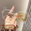 Gafas Fotocromáticas Anti-Luz Azul Sin Receta para Mujer, Montura Grande Estilo Versátil Adelgazante para Hombre, Aspecto Sencillo Modelo Estudiante Gafas Graduadas Terminadas