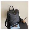 2022 Novo Estilo Japonês e Coreano Bordado Xadrez Cor Sólida Mochila de Couro Macio Menina Multifuncional Moderna All-match Elegante Mochila Pequena