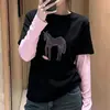 Camiseta de Manga Larga con Estampado de Pony de Dibujos Animados del Caballo, Bloques de Color, Falso Dos Piezas, Nueva Temporada Primavera 2026 para Mujer