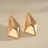 Pendientes de botón geométricos facetados con forma de corazón ovalado transfronterizos europeos y americanos, pendientes de diseño irregular, versátiles, de lujo ligero, tacto de alta gama, adornos para las orejas