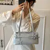 Bolso pequeño de alta gama con temperamento para mujer 2025 nuevo de moda versátil de un solo hombro para axila bolso de mano para salir del trabajo