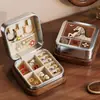 Caja de Almacenamiento para Pendientes, Collares y Anillos de Viaje, Organizador de Escritorio, Caja de Almacenamiento de Joyería Portátil para el Hogar