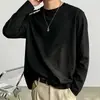 Camiseta de manga comprida de outono, tamanho grande, camiseta básica para homens, gola redonda, corte simples e solto, camiseta estampada estilo coreano ins