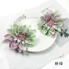 Estilo Sencillo Dahlia con Núcleo de Lana DIY Tela de Seda Flor Artificial Pasador Material Flor de Boda para Pared Arreglo Accesorios de Fotografía