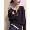 Moletom feminino de manga longa em duas peças falsas com costura, estilo outono 2025, versão coreana, moda casual, com meia-ziper, top versátil da moda