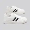 Zapatillas Blancas de Moda para Hombre Más Vendidas Otoño 2026, Zapatos de Entrenamiento Alemanes Versátiles de Suela Gruesa de Moda, Zapatos Casuales de Tabla MR707