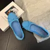 Sapatos femininos de pele de carneiro azul modelo novo 2026 com laço, bico redondo, sapatos slip-on estilo rolinho de ovo, sapatilhas baixas flat