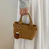 Bolso tipo cubo de tejido de alta gama para mujer, nuevo y elegante, estilo verano chic, de un solo hombro y cruzado