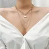 Collar de mariposa pequeño de múltiples capas con diseño de celebridades de Internet, cadena de clavícula con costuras de hip hop popular a la moda.
