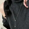 Collar Largo con Borlas Plateadas del Mismo Estilo que una Bloguera Coreana para Mujer, Cadena para Suéter de Tetera de Alta Gama Elegante y Versátil para Mujer