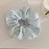 Goma para el pelo de lunares azules estilo coreano con un toque de alta gama, scrunchie de lazo para recoger el pelo en un moño, accesorio simple para el cabello