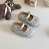 Zapatos de Cuero Plisado Estilo Fragante para Niñas Primavera y Otoño 2025 Nuevos Zapatos Jane de Suela Blanda para Niños Plata Princesa Boca Baja Tipo Merceditas