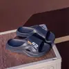Sandalias deportivas para hombre, nuevo modelo de verano, para interior con suela gruesa, cómodas, antideslizantes, duraderas, transpirables, pantuflas de EVA para hombre