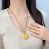 Estilo Xiaohongshu Filigrana Chapada en Oro Calada Carácter de Fortuna Brújula de los Ocho Tesoros Colgante Colgante de Moda Retro Fuente de Suministro para Transmisiones en Vivo