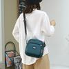 Bolsa Pequeña Multicapa para Mujer Impermeable de Nailon Bolsa Pequeña de Hombro Casual Urbana Bolsa de Hombro para Mujer Venta al por Mayor 2022 Nueva Bolsa Pequeña Bolso de Mujer