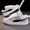 Zapatos de Pan para Mujer 2026 Estilo Caliente Clásico de Caña Baja Cómodos Versátiles Casuales Zapatillas Retro Versátiles Casuales Zapatos para Parejas