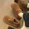 Sapatos de algodão estilo Birkenstock forrados com fleece e espessados para mulheres, apresentando sola grossa, da nova coleção outono/inverno 2026, estilo slip-on versátil e fácil de calçar, e projetados para aquecimento