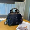 Bolsa de Moda Versátil para Mulheres 2025 Novo Modelo Bolsa Pequena Leve de Tecido Oxford Bolsa de Lona Feminina Bolsa Transversal Casual