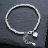 Pulseira Elegante de Alto Padrão com Coração e Círculo Brilhantes para Mulheres Estilo Ins Design de Nicho Luxo Acessível Joia de Mão Exquisita e Simples