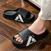 Pantuflas de exterior para hombre con suelas gruesas, antideslizantes y una sensación cómoda