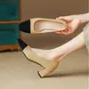 2026 Primavera/Verão Novo Moda Casual de Comércio Exterior Sapatos Femininos Couro Macio Bloco de Cores Estilo Coco Salto Grosso Sapatos de Salto Único Transfronteiriço