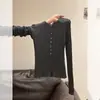 Camiseta Básica de Punto Suave de Manga Larga con Cuello Redondo Negra para Mujer 2025 Estilo Coreano Principios de Otoño Ajustada Top Interior