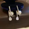Pendientes Minimalistas de Cristal Zirconia Perla Forma de Gota Estilo Coreano Pendientes Estilo Corte Retro Pendientes de Lujo Ligero Sensación de Alta Gama Accesorios para Mujeres