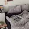 Conjunto de Quatro Peças de Lã Leite Espessa Simples Classe A Outono e Inverno Quente Estilo Japonês Listrado Flanela Bebê Lã Conjunto de Três Peças para Cama de Solteiro