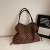 Bolsa Feminina Casual Fashion para o Dia a Dia Grande Capacidade 2025 Inverno Nova Popular Poá Estilo College Bolsa de Ombro Tote