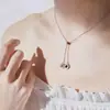 Collar de acero de titanio con cadena de clavícula de estilo Mori, estilo simple, ajustable con números romanos para mujer