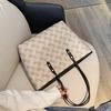 Bolso de gran capacidad popular de este año, bolso de mujer 2022, nuevo bolso de hombro de otoño e invierno, bolso de clase para ir al trabajo que combina con todo, bolso tote