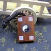 Madera de Azufaifo Golpeada por el Rayo Mapa del Río y Libro de Luo Placa de Madera Decoración Colgante Placa de Madera Portátil Rellena de Arena Doble Cara Mapa del Río y Libro de Luo Bagua Tai Chi Colgante