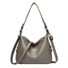 Bolso de Mujer Estilo Nuevo 2026 Bolso Cruzado para Mujer de Moda Gran Capacidad Bolso para Madre de Mediana Edad Bolso de Hombro Único Elegante de Moda para Mujer