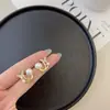 Brincos de Pérola Borboleta com Cristais Franceses Design Simples de Nicho Senso de Design Luxo Leve Exquisite Personalizado Acessórios de Orelha Versáteis